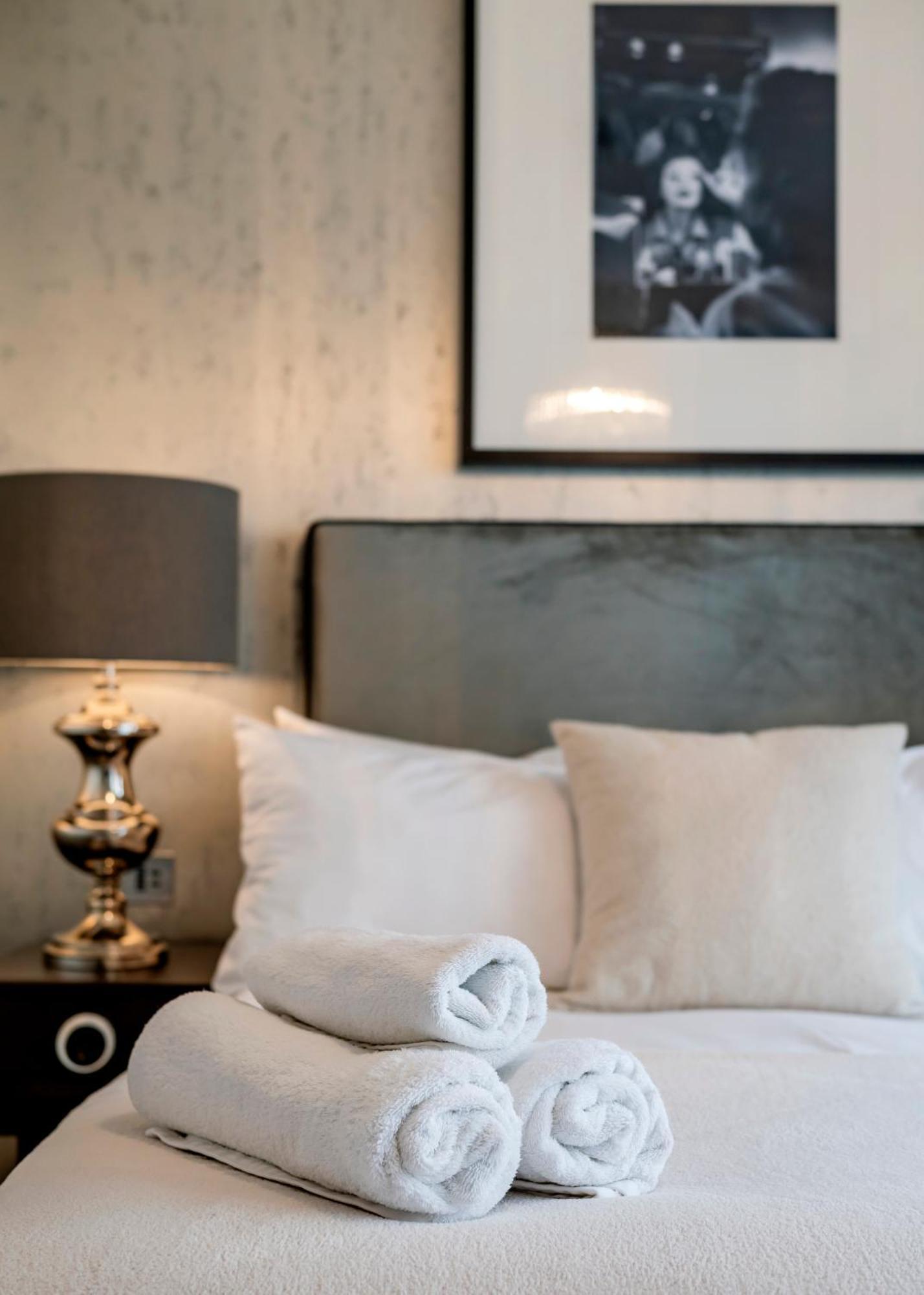 Appartamento Aircon 2 Bedr, 3 Beds, 2 Bath Covent Garden, Subway Londra Esterno foto